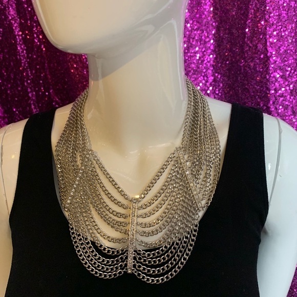 STATEMENT necklace - Picture 2 of 6